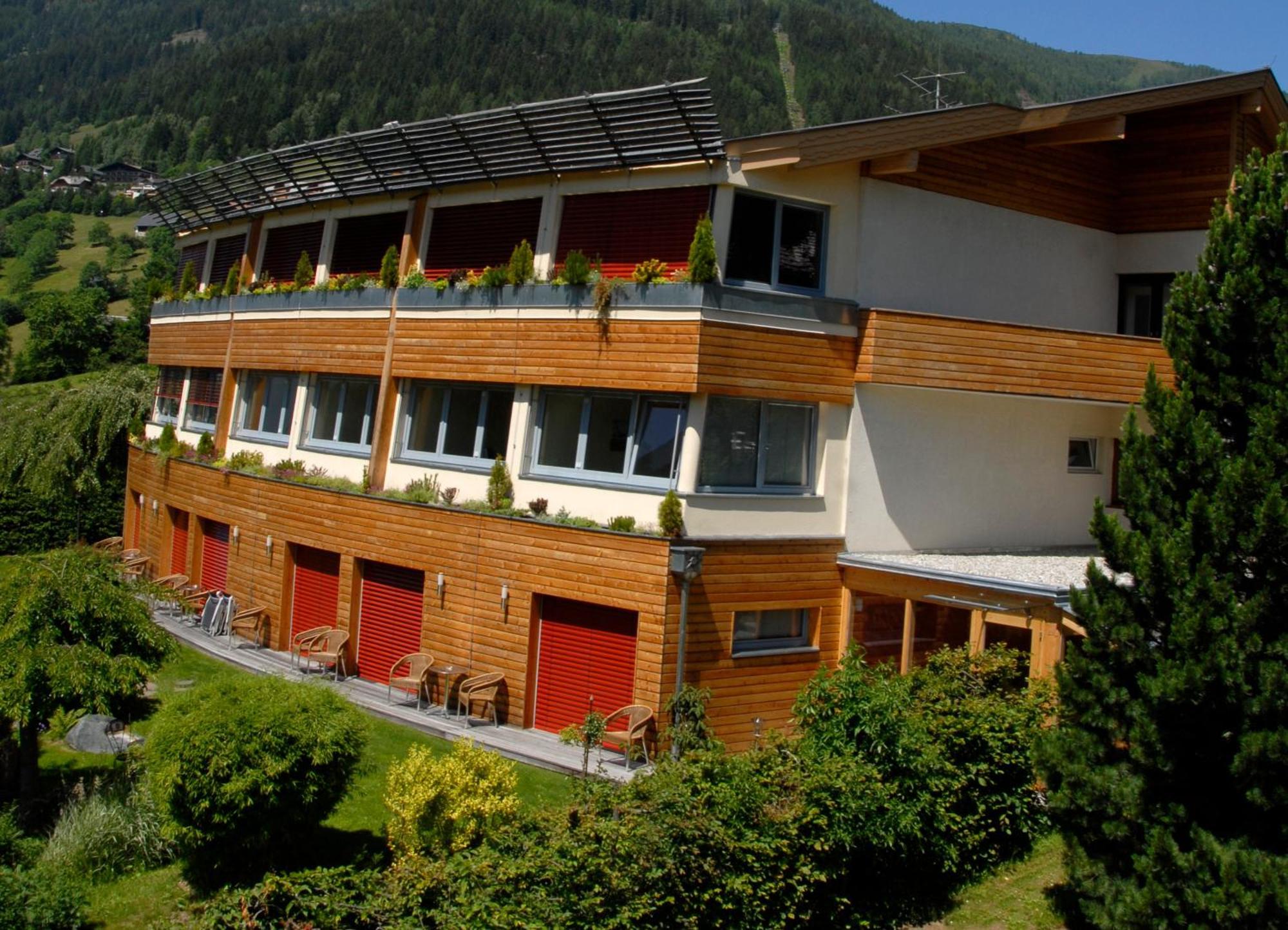 Hotel Sonnenheim Bad Kleinkirchheim Exterior photo